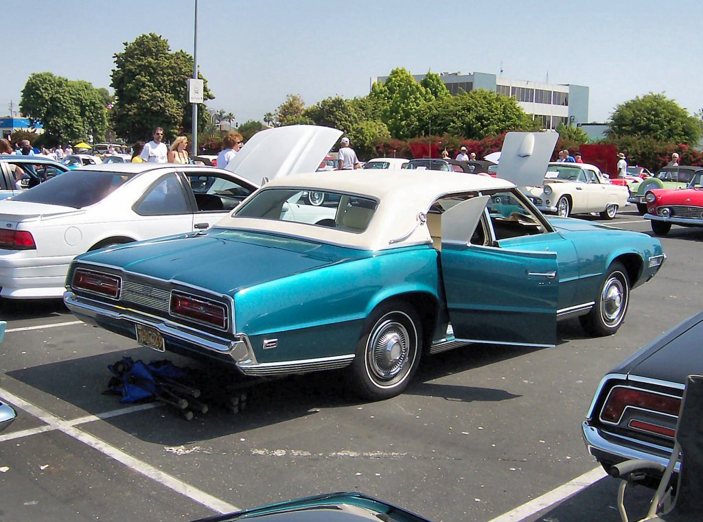 ford thunderbird