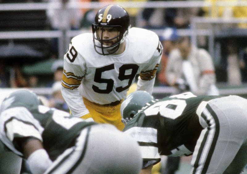 PHILADELPHIA, PA - SEPTEMBER 30, 1979: Linebacker Jack Ham #59 of the Pittsburgh Steelers in action against the Philadelphia Eagles during an NFL football game September 30, 1979 at Veterans Stadium in Philadelphia, Pennsylvania. Ham played for the Steelers from 1971-82. (Photo by Focus on Sport/Getty Images)