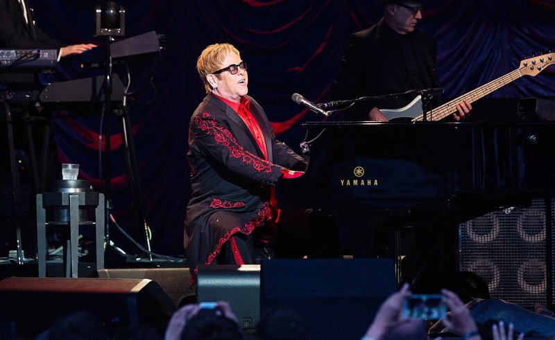 HENLEY-ON-THAMES, ENGLAND - JULY 06: Elton John performs during The Henley Festival on July 6, 2016 in Henley-on-Thames, England. (Photo by Emulsion London Limited/Getty Images)