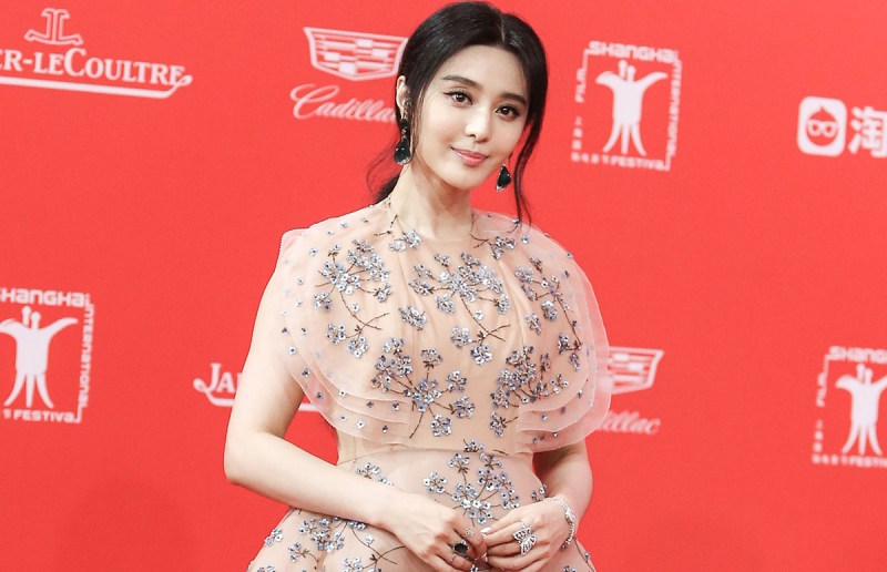 SHANGHAI, CHINA - JUNE 11: (CHINA OUT) Actress Fan Bingbing walks the red carpet of the 19th Shanghai International Film Festival at Shanghai Grand Theatre on June 11, 2016 in Shanghai, China. (Photo by VCG/VCG via Getty Images)