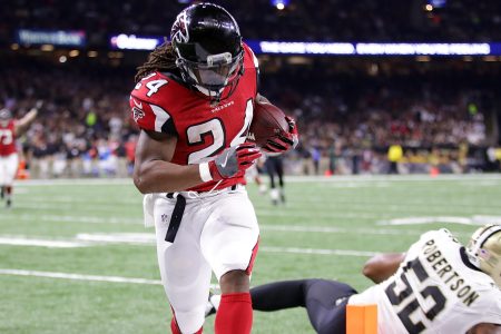 Devonta Freeman #24 of the Atlanta Falcons reacts after scoring a touchdown against the New Orleans Saints at the Mercedes-Benz Superdome on September 26, 2016 in New Orleans, Louisiana.  (Chris Graythen/Getty Images)