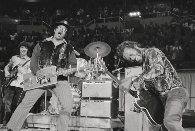 NEW YORK - MAY 6: Guitarists Bo Diddley (with his trademark square Gretsch electric guitar on the left) and Chuck Berry (on the right) perform at Madison Square Garden in the concert movie 'Let the Good Times Roll' on May 6, 1972 in New York City, New York. (Photo by Michael Ochs Archives/Getty Images)