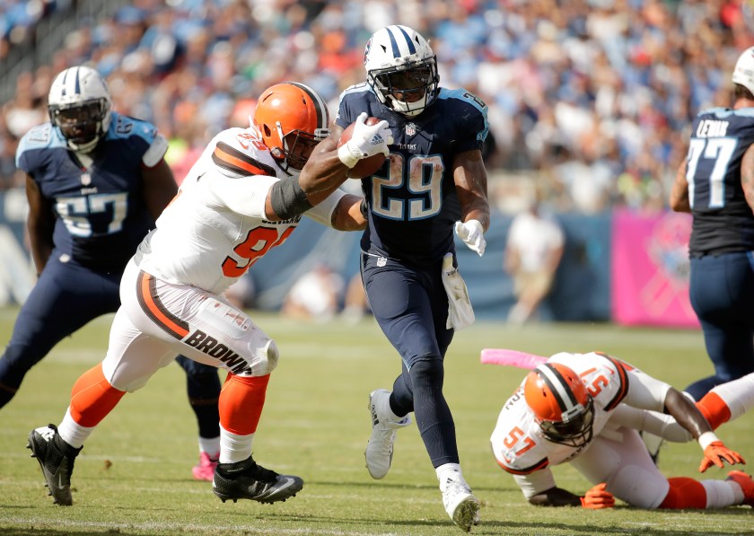 DeMarco Murray #29 of the Tennessee Titans runs with the ball during the game against the Cleveland Browns of the game at Nissan Stadium on October 16, 2016 in Nashville, Tennessee. (Andy Lyons/Getty Images)