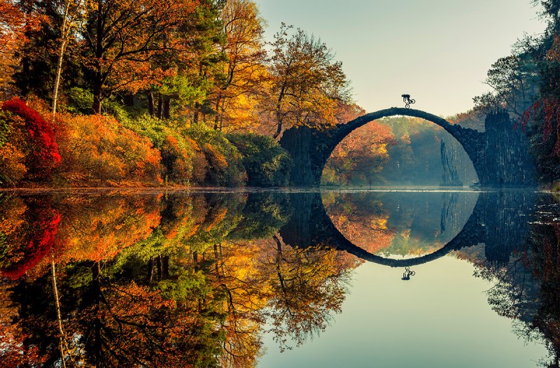 Photographer: 2016 Category: Sequence Athletes: Miroslav Krejci, Jan Rudzinskyj, Stanislav Cejka and Jan Tvrdik Location: Jaromer, Czech Republic