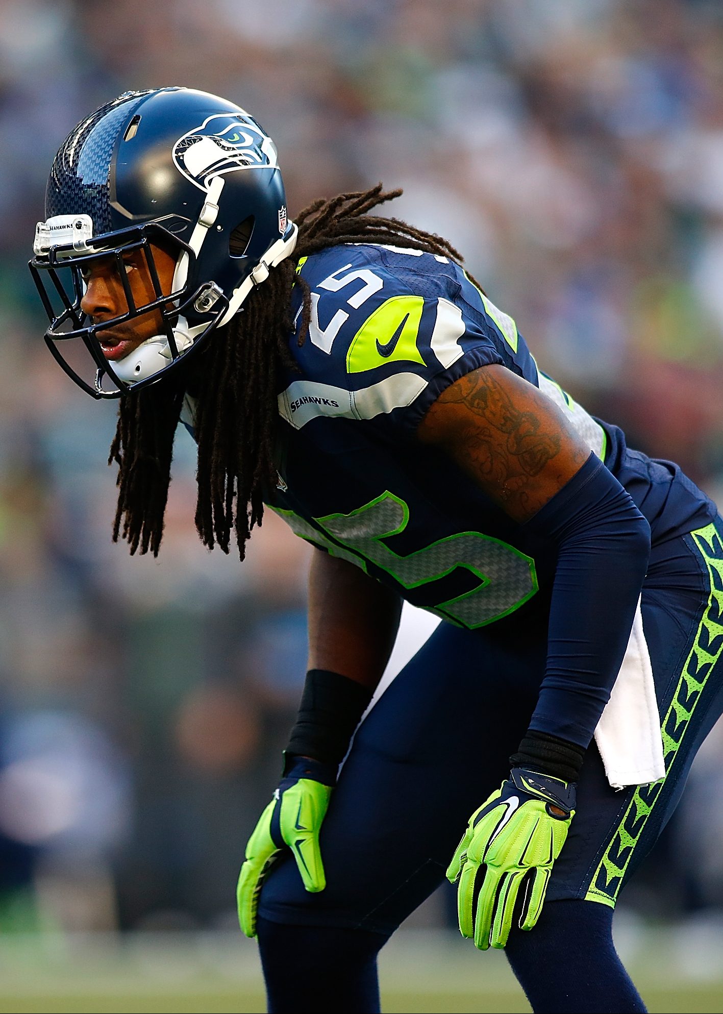 Richard Sherman #25 of the Seattle Seahawks lines up on defense against the Green Bay Packers at CenturyLink Field on September 4, 2014 in Seattle, Washington.  (Jonathan Ferrey/Getty Images)