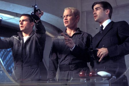 Scene from the 2004 film adaptation of Minority Report starring, from left, Tom Cruise, Neal McDonough, and Colin Farrell (20th Century Fox/DreamWorks/Everett Collection)