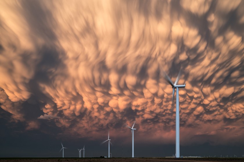 Mammatus Makers, Kansas (Terry Koyama/2016 USA Landscape Photographer of the Year)