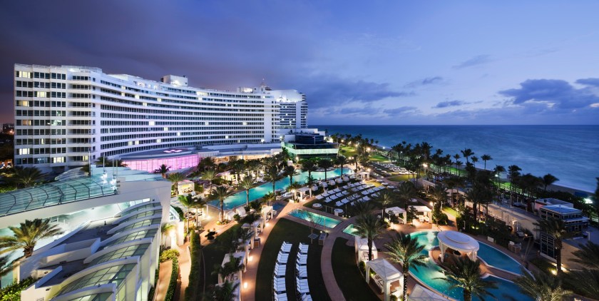 (Fontainebleau Miami Beach)