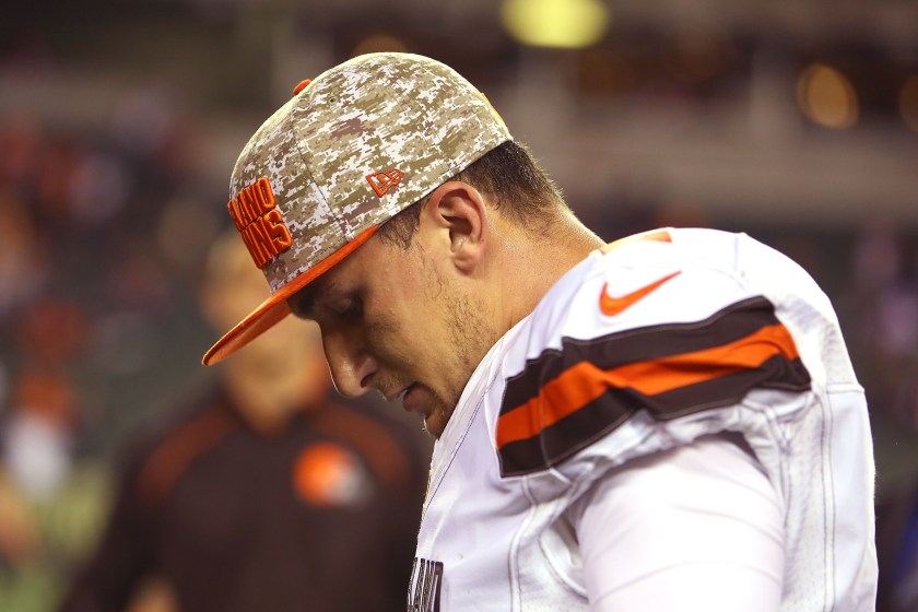 Johnny Manziel #2 of the Cleveland Browns walks off of the field after being defeated by the Cincinnati Bengals 31-10 at Paul Brown Stadium on November 5, 2015 in Cincinnati, Ohio. (Andrew Weber/Getty Images)