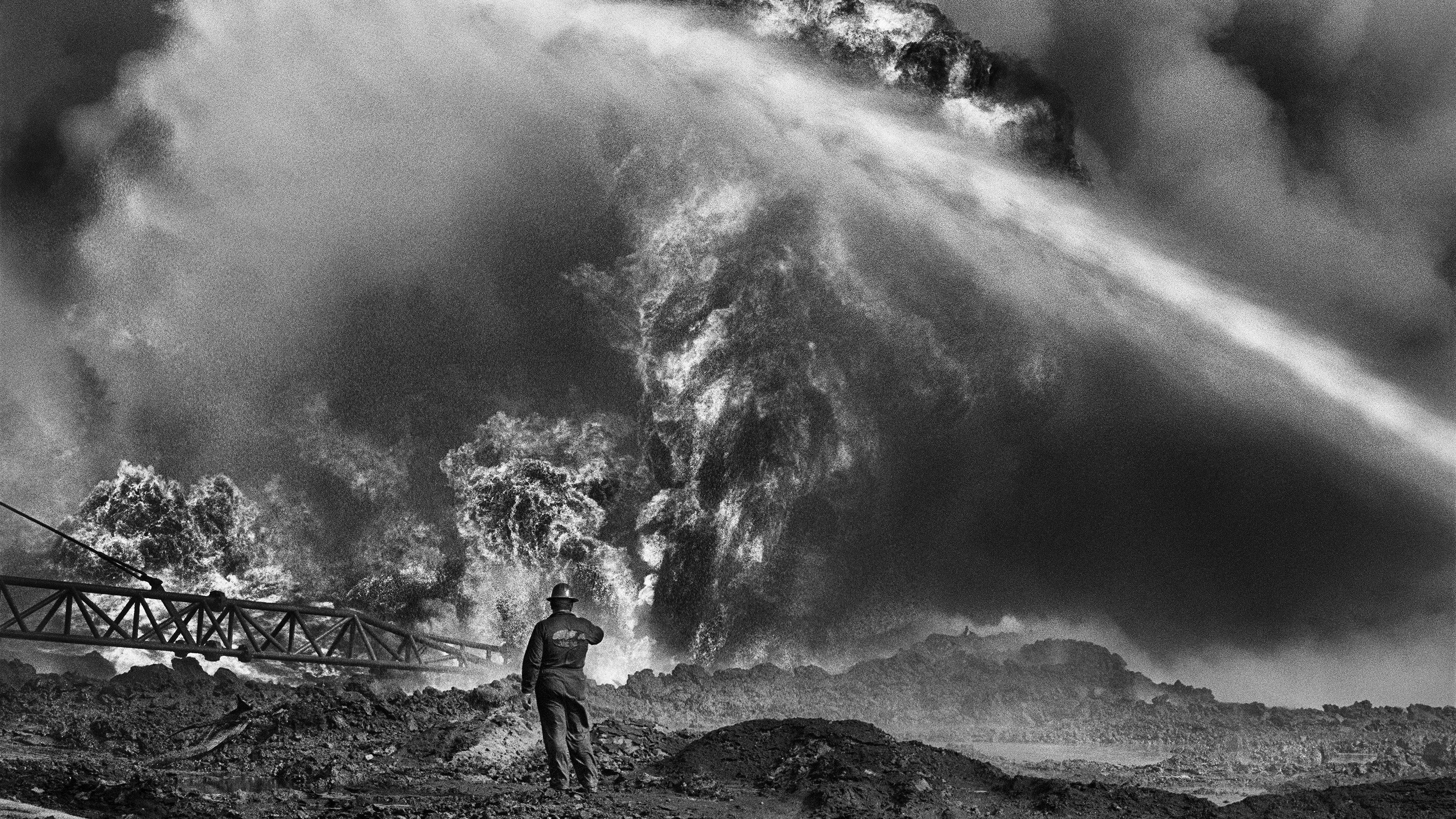 (Sebastião Salgado /Amazonas Images/Courtesy Taschen)