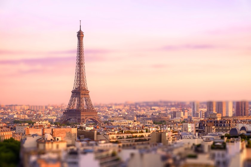 Sunset over Eiffel tower in Paris (Getty Images)