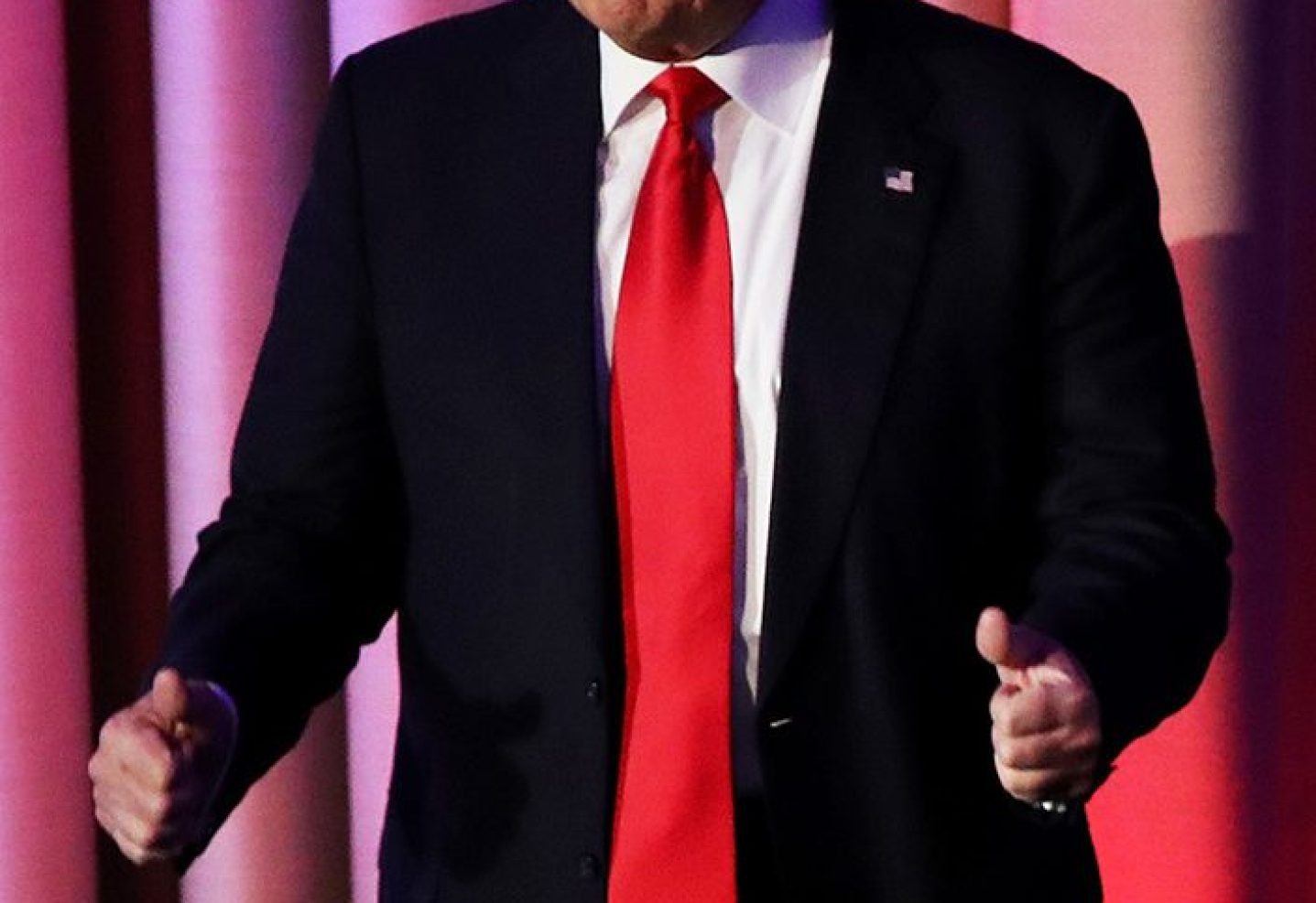 NEW YORK, NY - NOVEMBER 09: Republican president-elect Donald Trump gives two thumbs up to the crowd during his election night event at the New York Hilton Midtown in the early morning hours of November 9, 2016 in New York City. Donald Trump defeated Democratic presidential nominee Hillary Clinton to become the 45th president of the United States. (Photo by Joe Raedle/Getty Images)