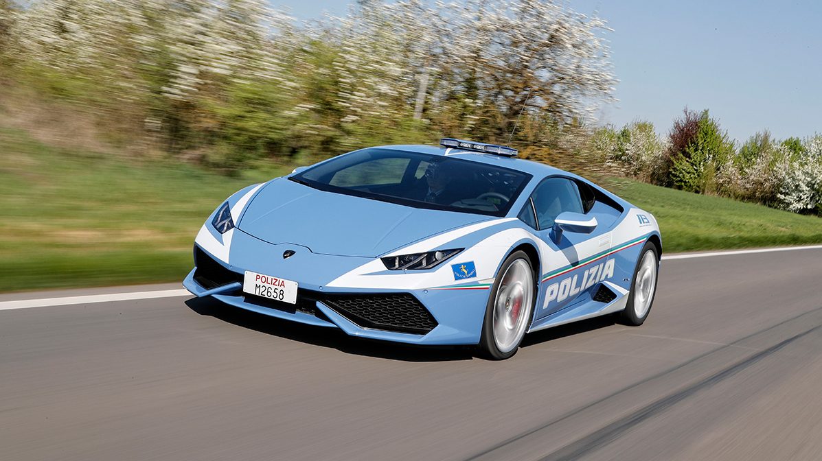 Italian Police Now Drive Lamborghinis