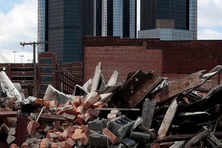 The Rivertown area in front of Renaissance Center, home to General Motors world headquarters in Detroit, Michigan (Jeff Kowalsky/Bloomberg)