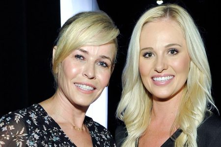 Chelsea Handler (L) and Tomi Lahren at Politicon at Pasadena Convention Center on July 29, 2017 in Pasadena, California. (Photo by John Sciulli/Getty Images for Politicon)