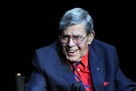 Entertainer Jerry Lewis