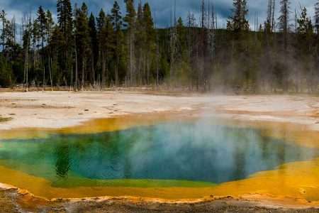 Yellowstone National Park supervolcano