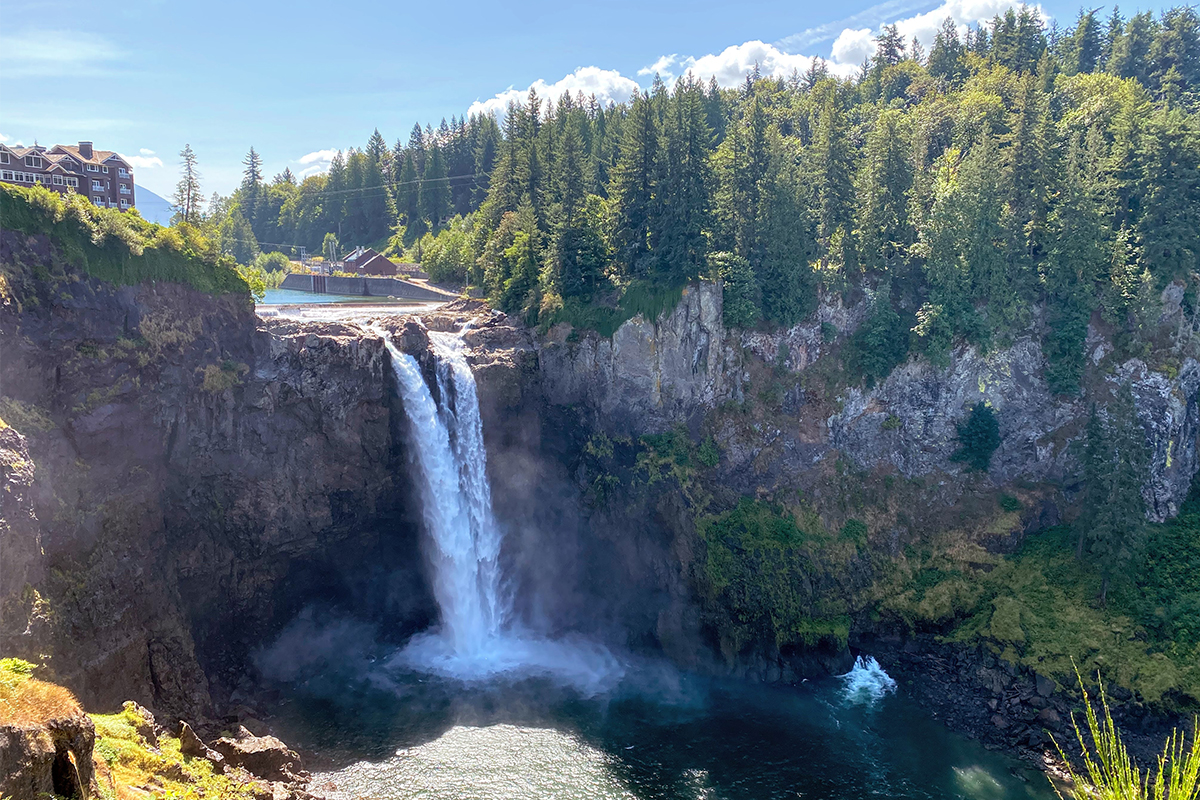 snoqualmie falls