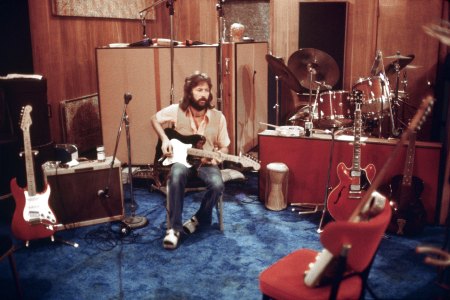 Musician Eric Clapton records "No Reason To Cry" at Shangri La recording studio on November 21, 1975 in Malibu, California. (Ed Caraeff/Getty Images)