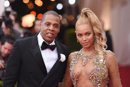 NEW YORK, NY - MAY 04:  Jay Z (L) and Beyonce attend the "China: Through The Looking Glass" Costume Institute Benefit Gala at the Metropolitan Museum of Art on May 4, 2015 in New York City. (Photo by Mike Coppola/Getty Images)