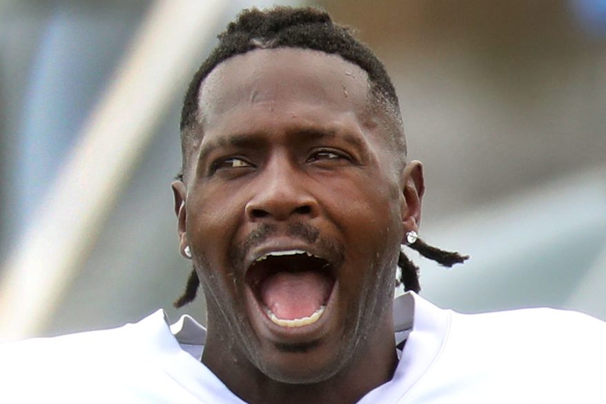 Antonio Brown Suspected of Battering Moving Truck Driver