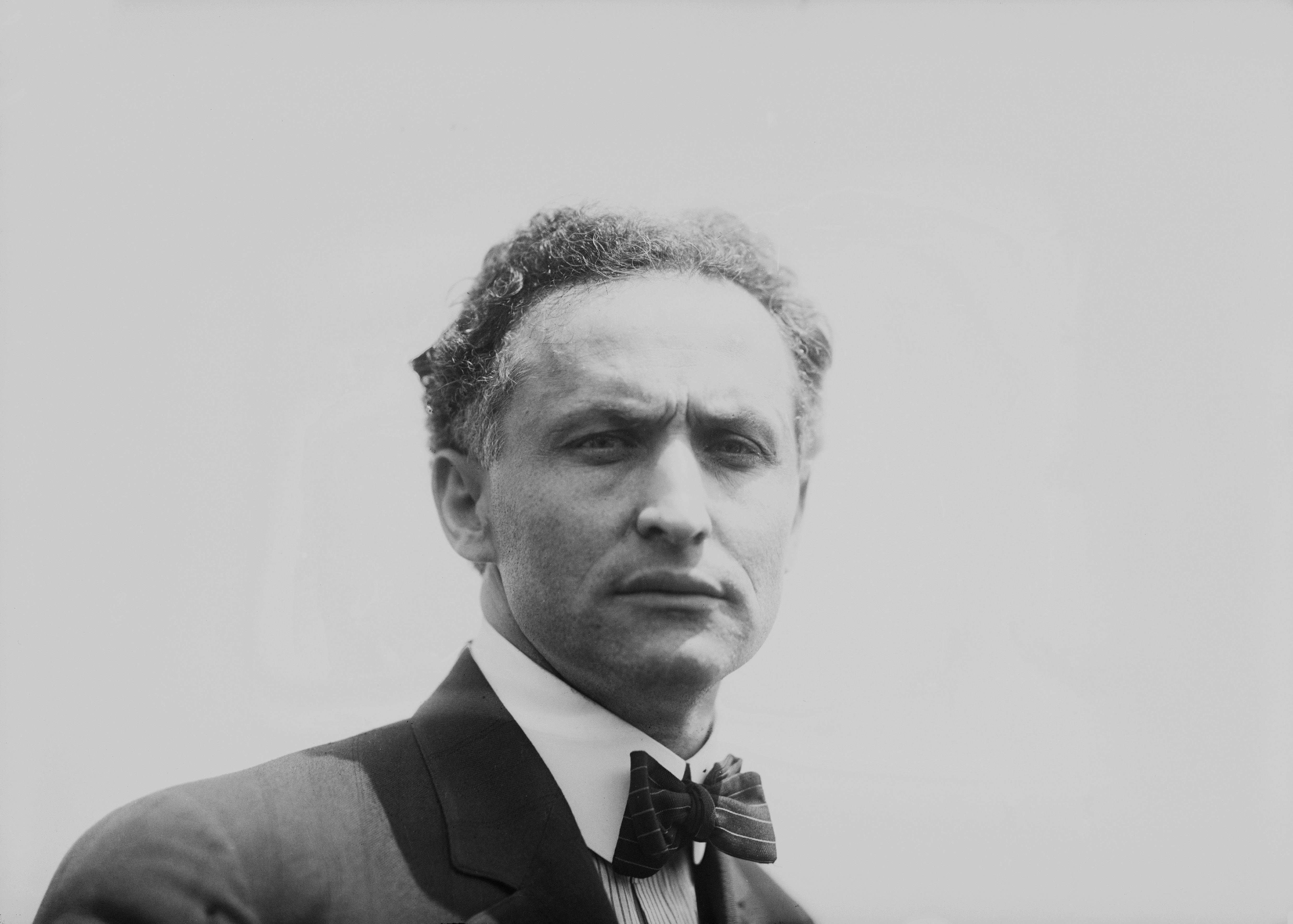 Harry Houdini in 1912  (Photo by FPG/Getty Images)