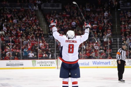 Alex Ovechkin scores 700th goal