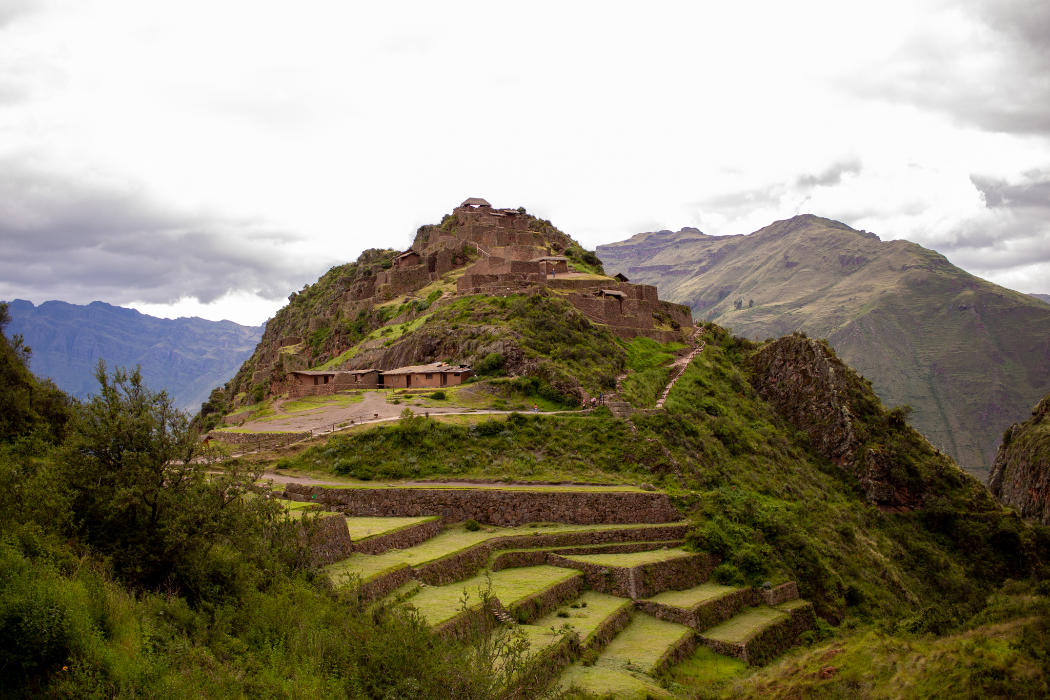 pisac ruins peru