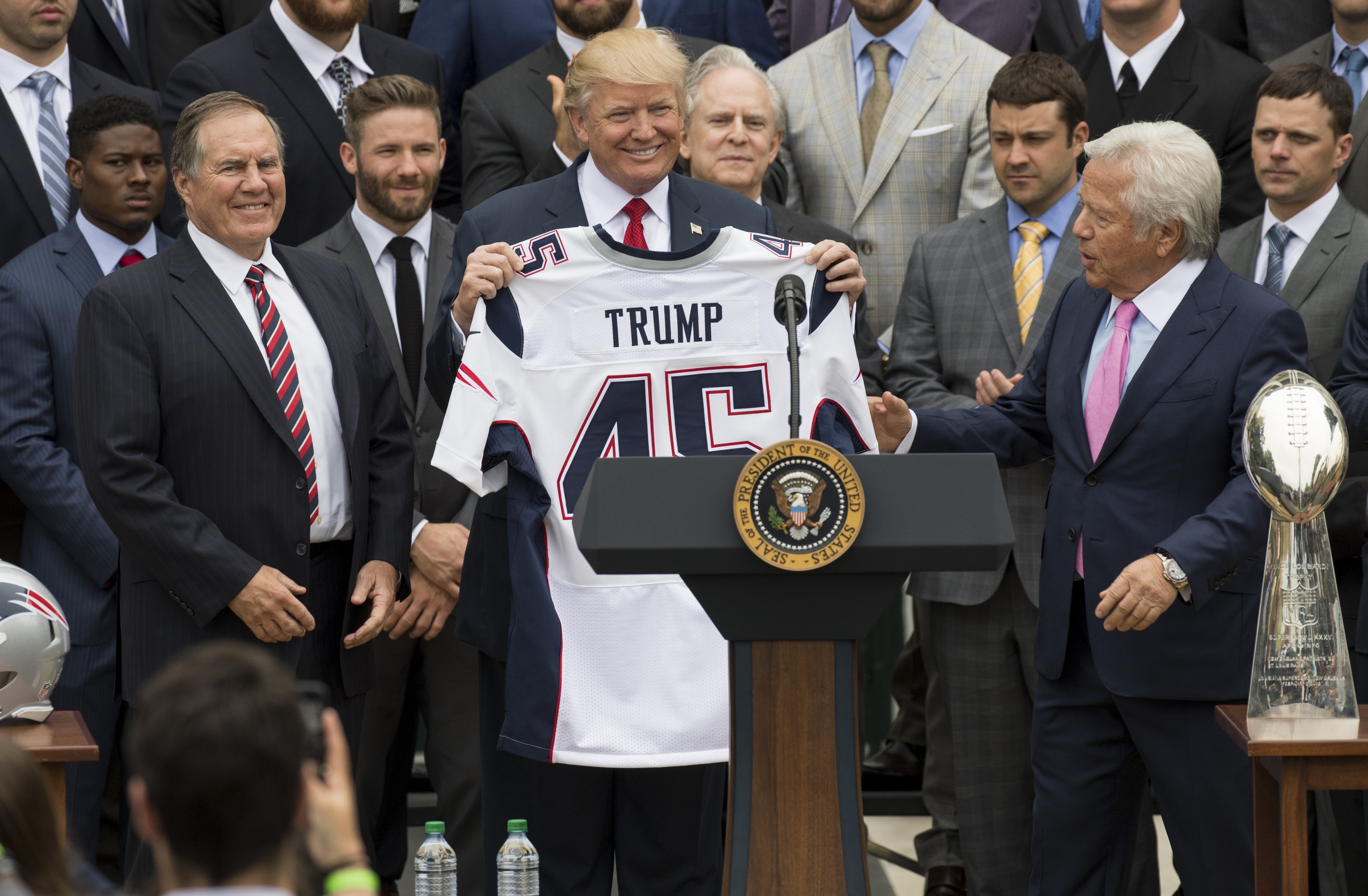 Trump NFL coronavirus