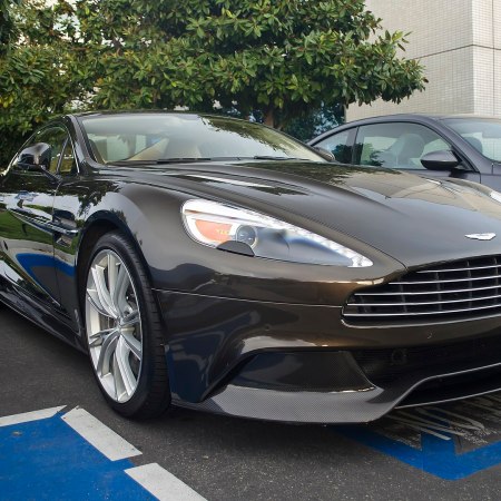 Aston Martin Vanquish