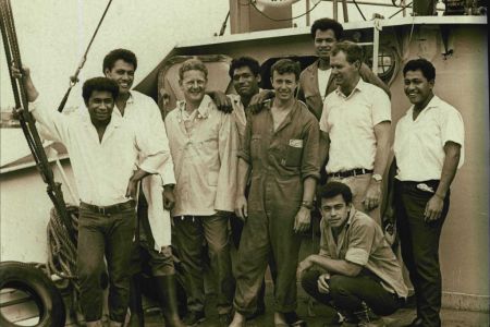 Mr. Peter Warner with his crew (L-R) David, John, Peter Warner, Luke, Bill, Stephen, Jim Kolo and Mano.