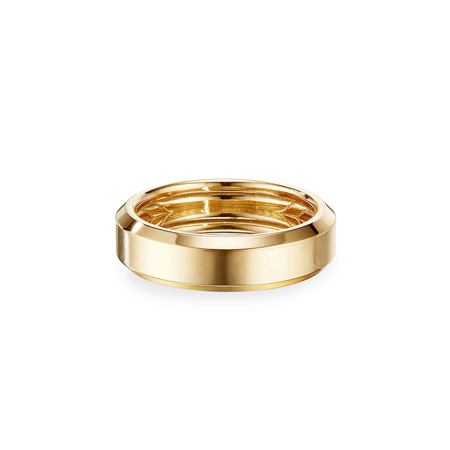 Beveled Edge 18k Gold Band Ring
David Yurman