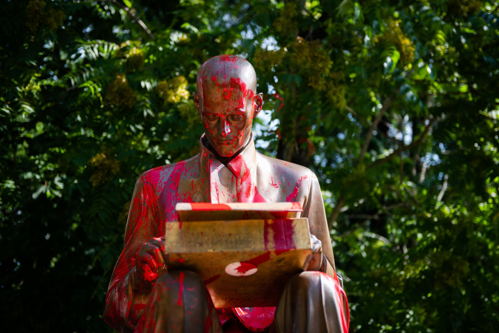 Indro Montanelli Statue Damaged