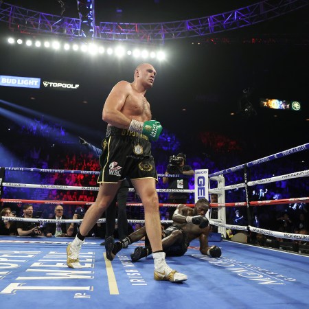 Tyson Fury knocks out Deontay Wilder