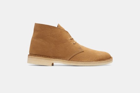 Deal: Select Desert Boots and Wallabees Are 40% Off at Clarks