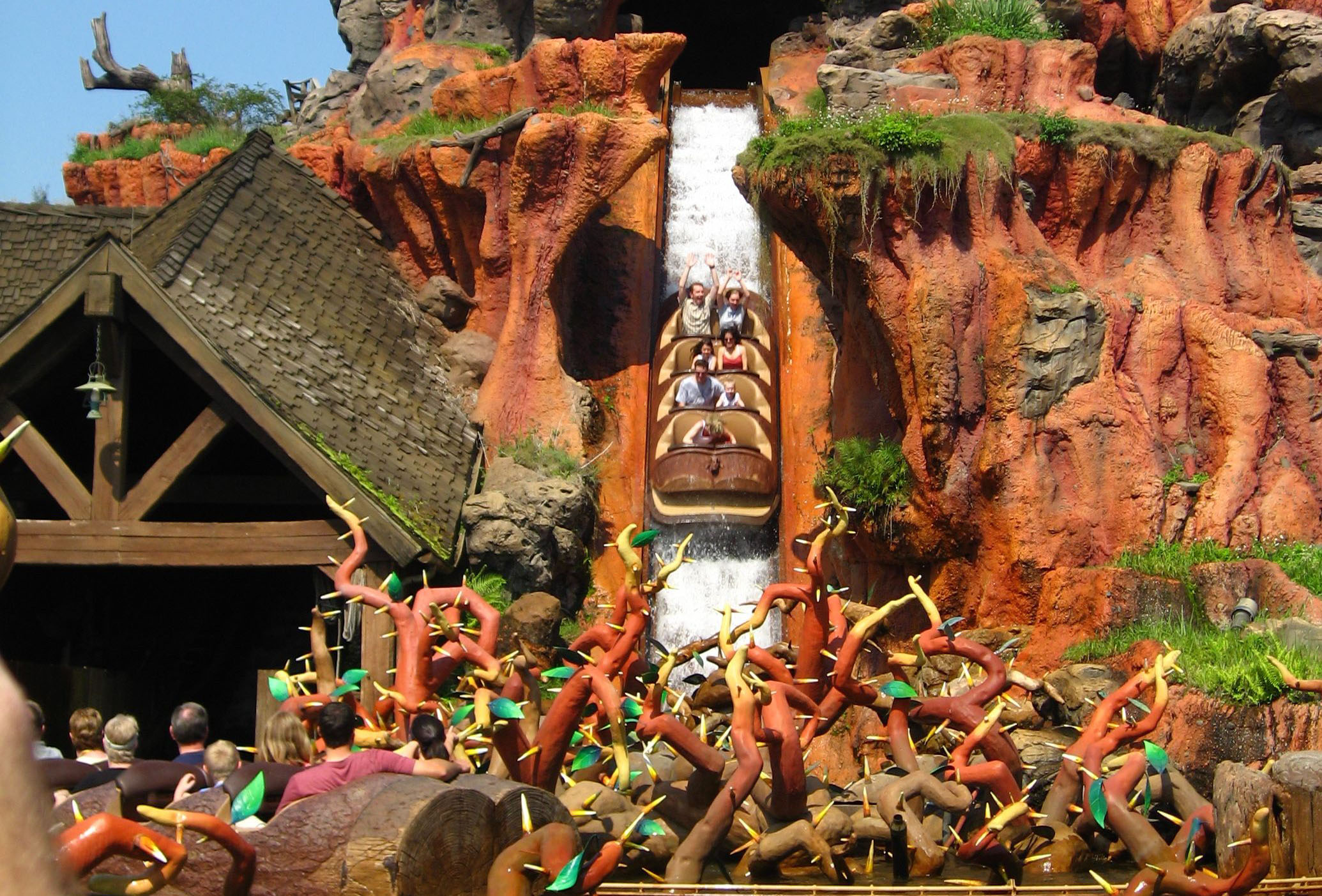 Disney's Splah Mountain log flume ride