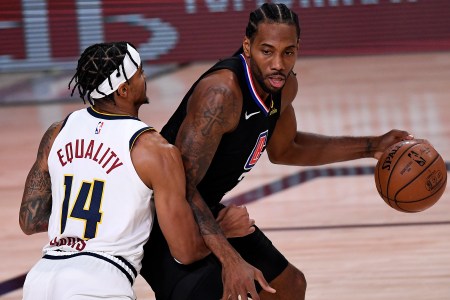 Kawhi Leonard backs down Gary Harris