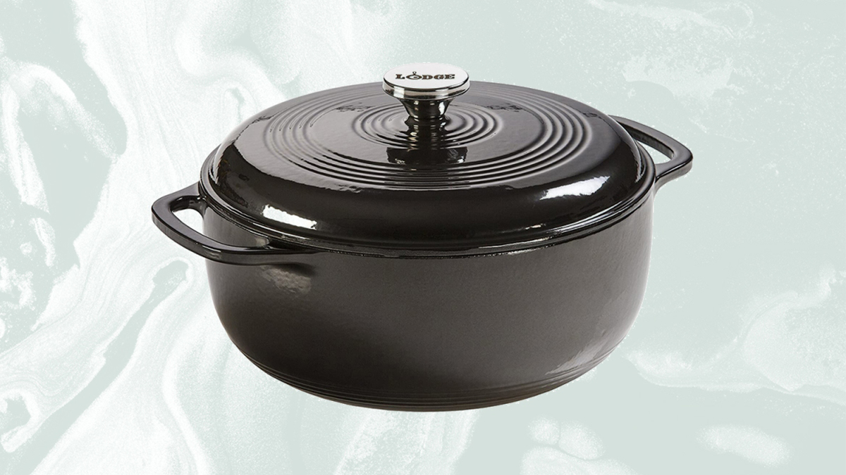 Lodge Cast Iron six quart Dutch oven in black