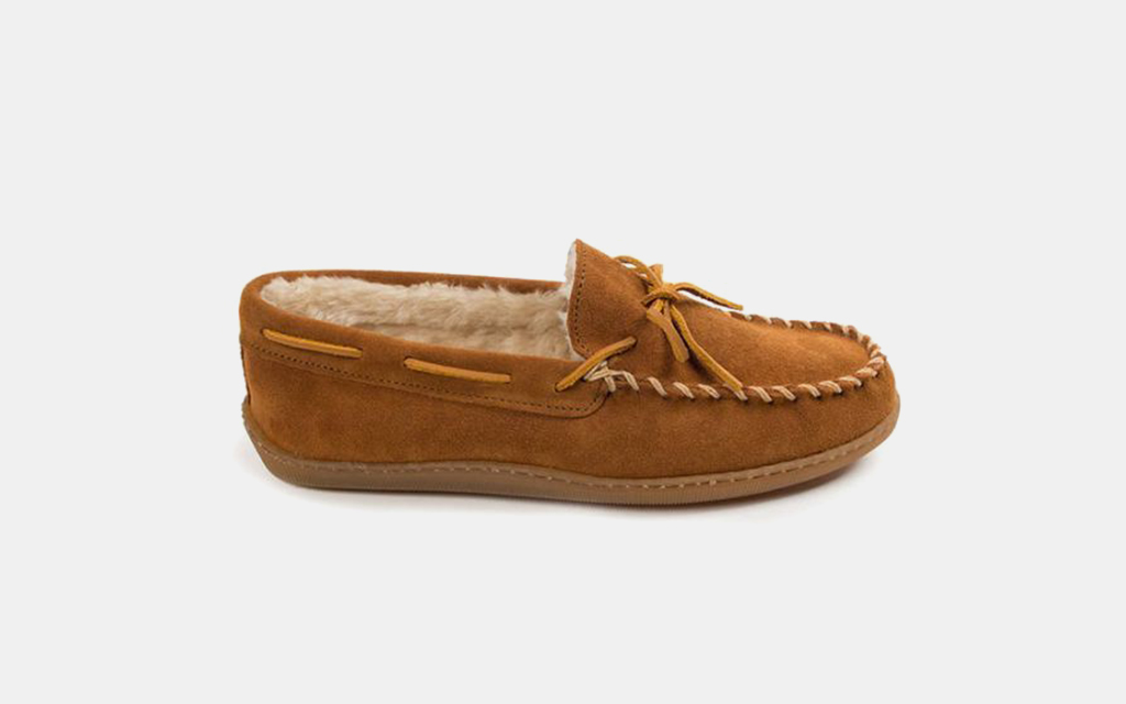 Minnetonka Slip-On