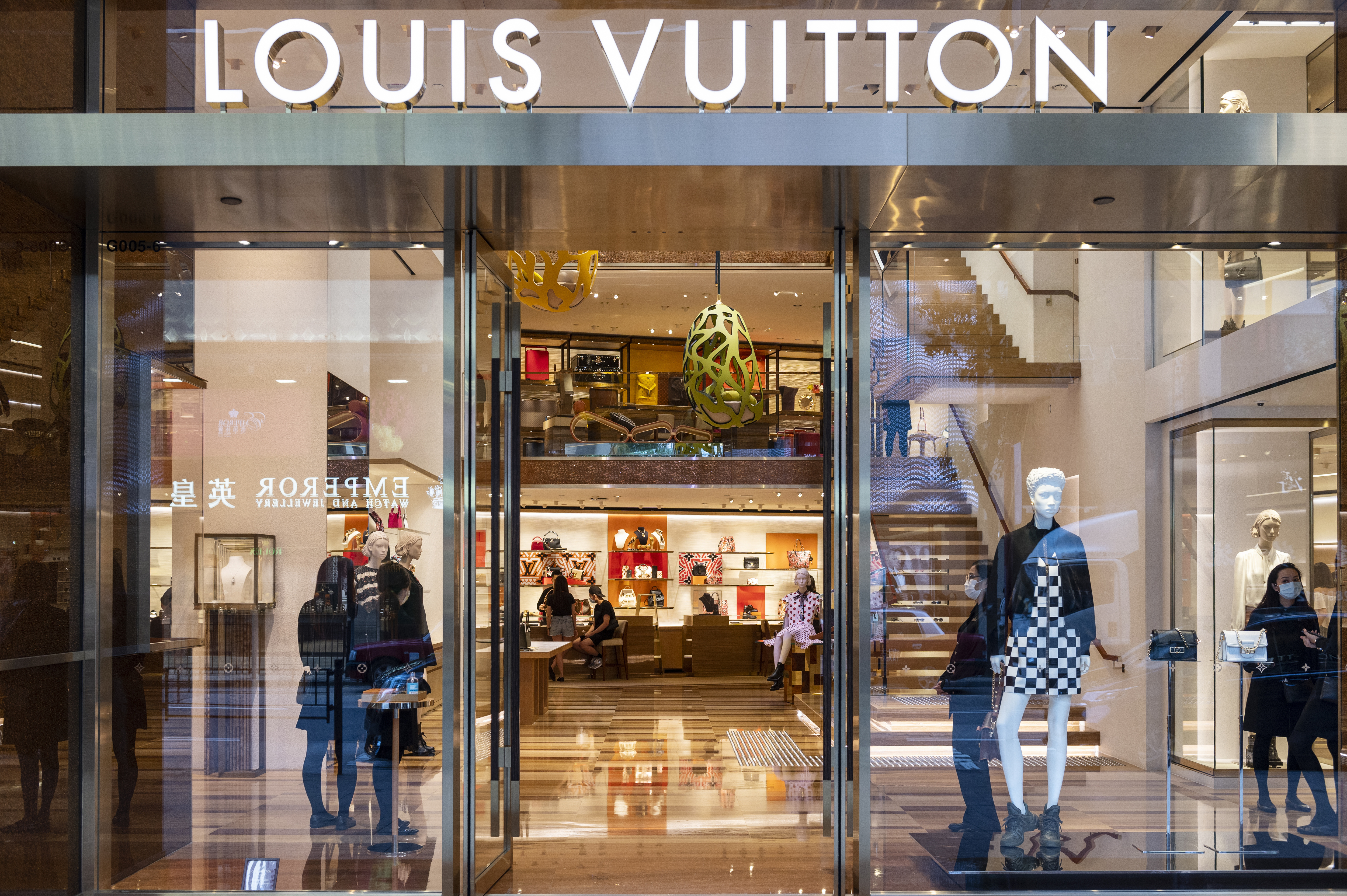 louis vuitton store