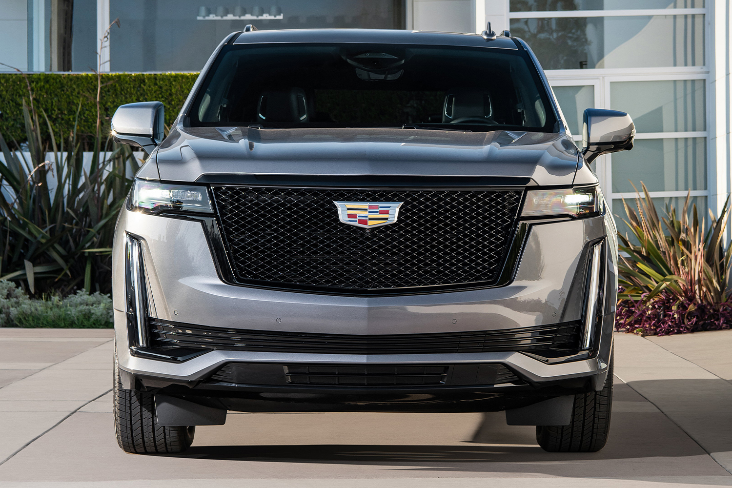 The front end of the 2021 Cadillac Escalade SUV