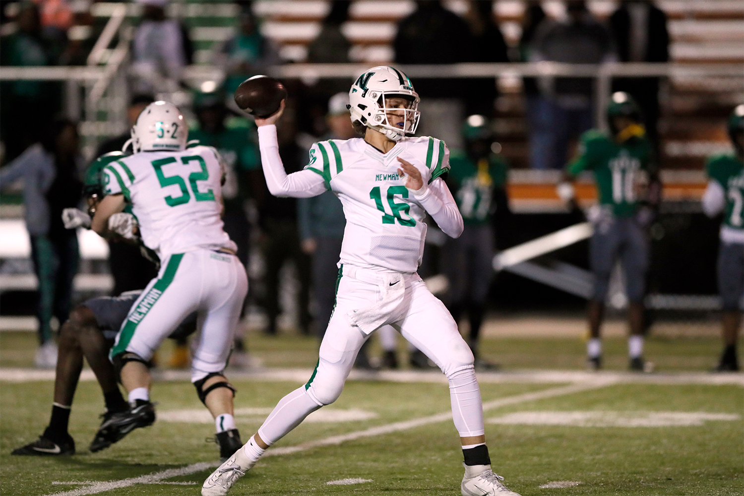 Arch Manning playing for Isidore Newman in November 2019.