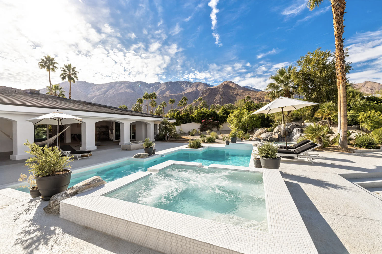 Pacaso vacation home in Palm Springs, CA