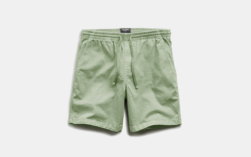 Todd Snyder 7" Weekend Short in Light Cactus