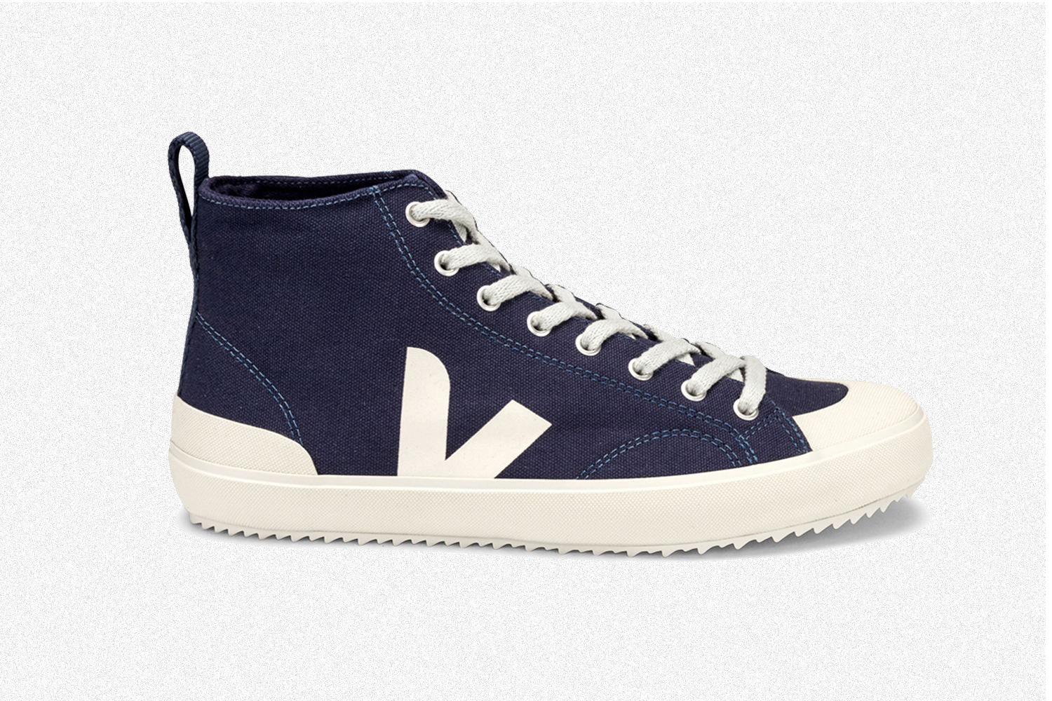 Veja Nova Sneakers