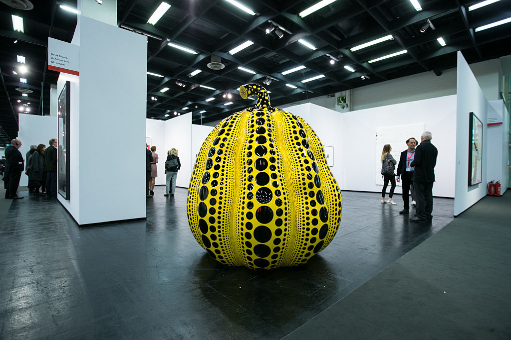 Yayoi Kusama sculpture