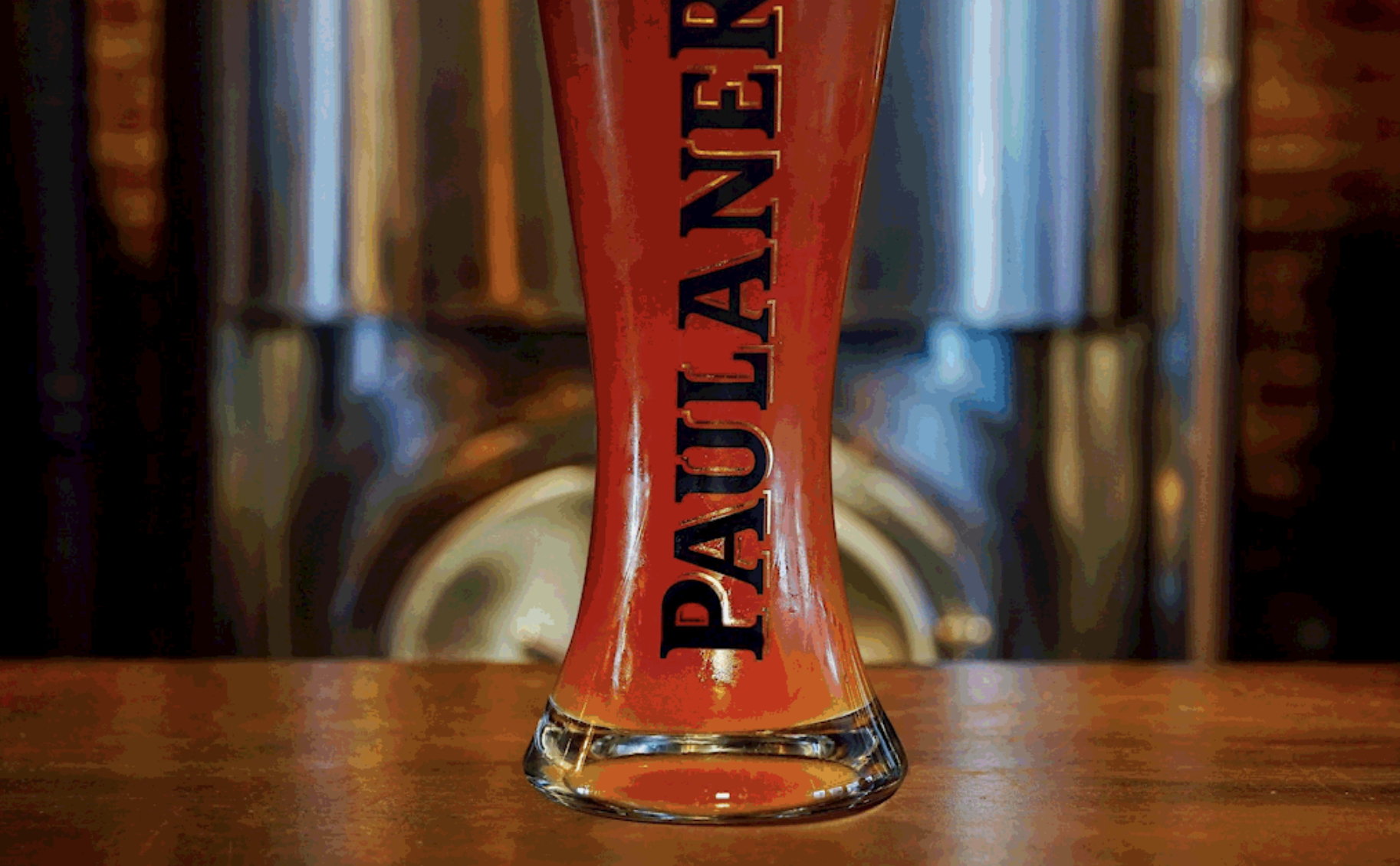 A giant Weizen glass