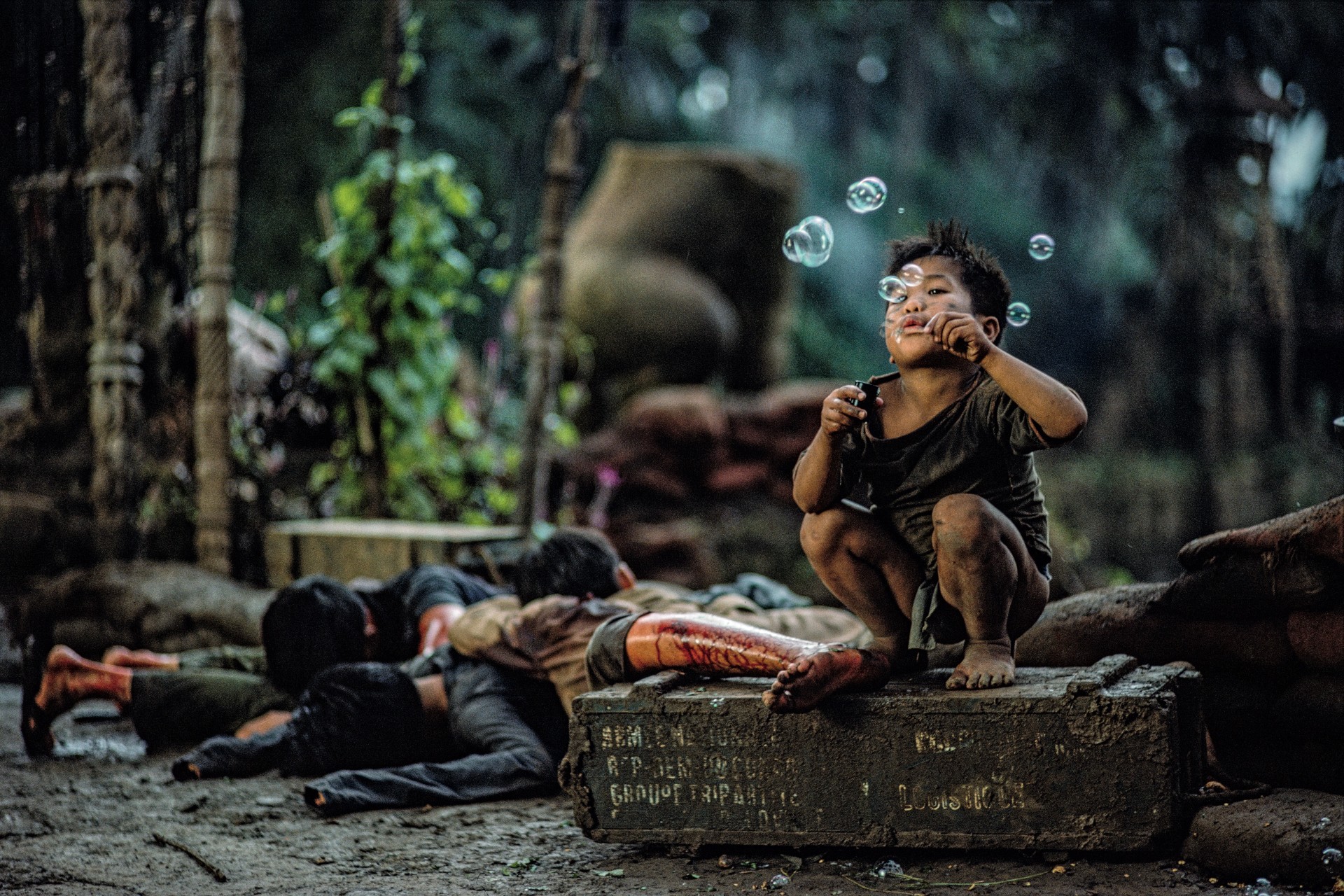 Set photo, blowing  bubbles