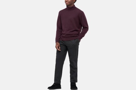 q wine colored cashmere turtleneck