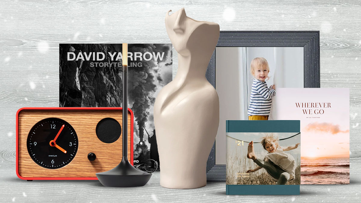 All our favorite home and design gifts for the 2022 holiday season, including alarm clocks, coffee table books, digital picture frames and more